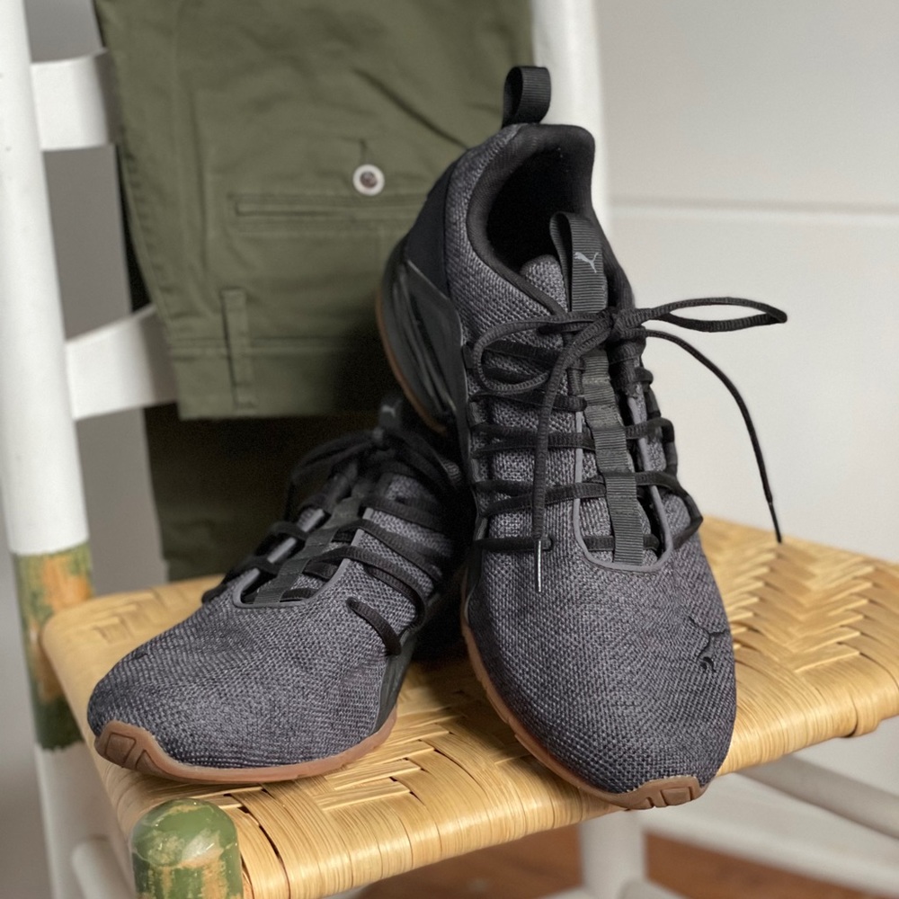 PUMA Axelion Sneaker
